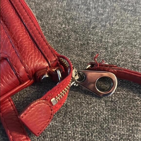 Pelle Studio Red Leather Crossbody Bag with Adjustable Strap Excellent condition - Picture 9 of 10